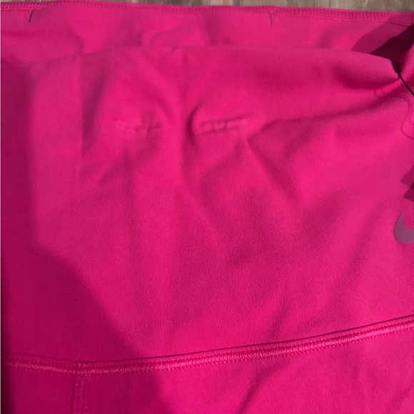 Nike Women's Zenvy Biker Shorts Size Medium - Picture 4 of 8